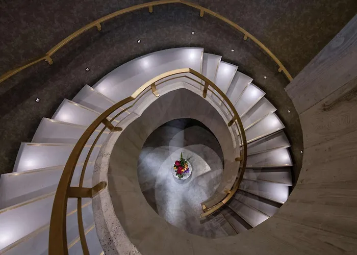 Lincoln Plaza Hotel London, Curio Collection By Hilton